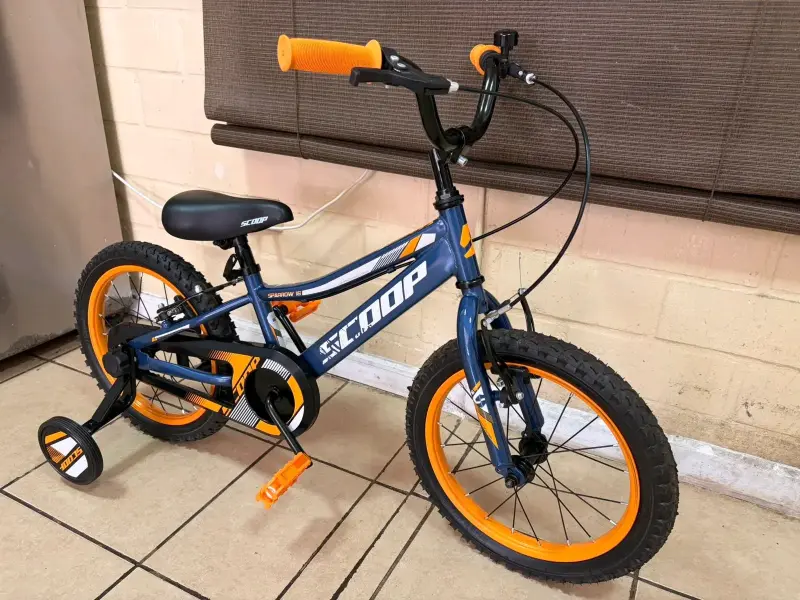 Bicicleta infantil azul y naranja - 1
