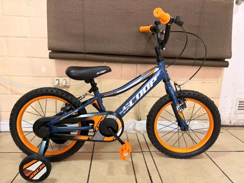 Bicicleta infantil azul y naranja - 2