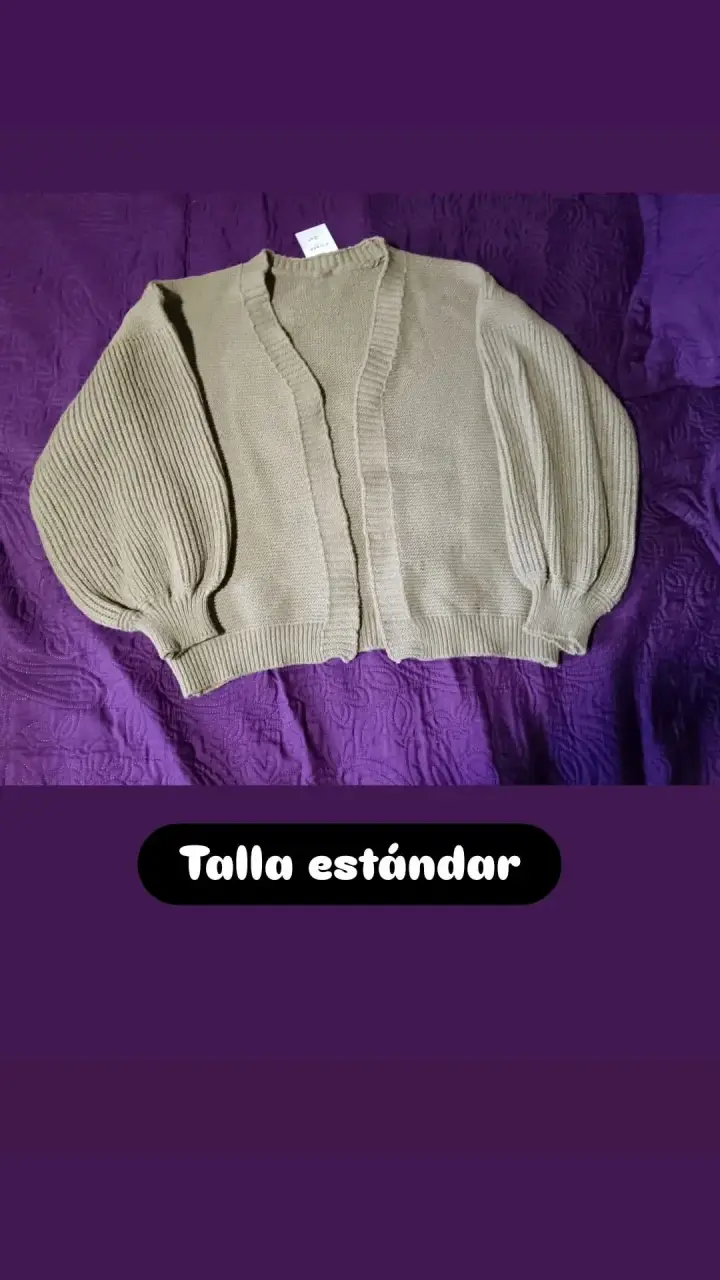 Cárdigan beige de punto grueso