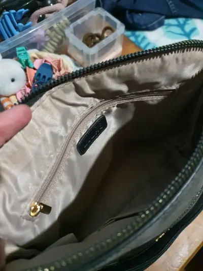 Cartera bandolera negra y plateada - miniatura 6