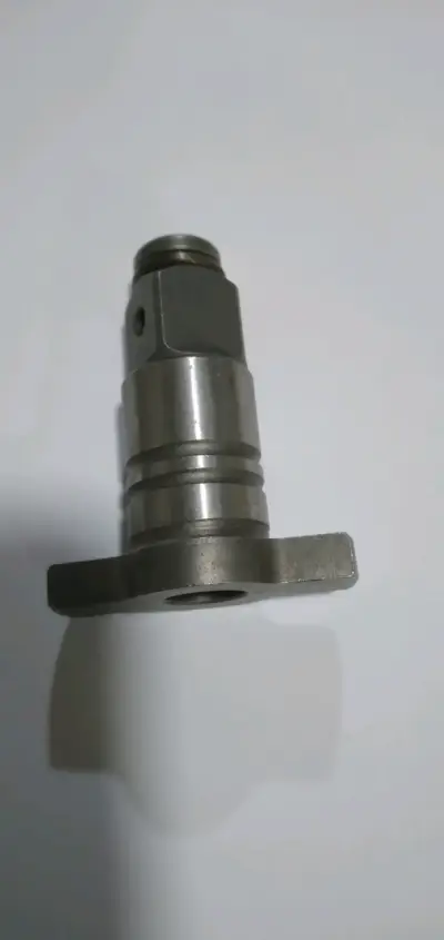 Conector de metal para maquinaria - miniatura 1