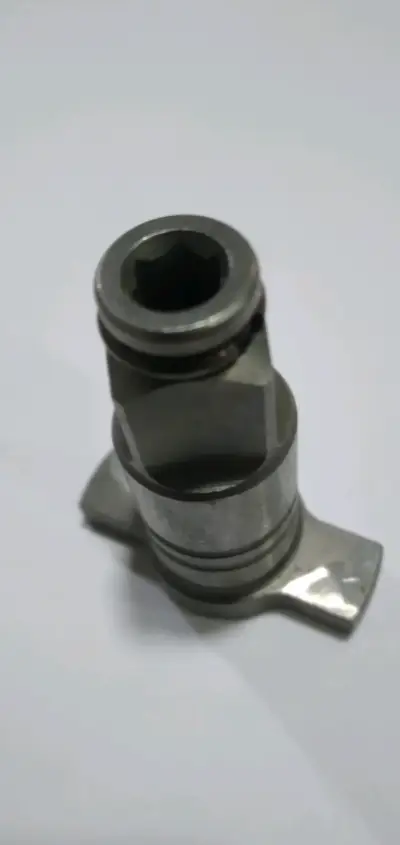Conector de metal para maquinaria - miniatura 2