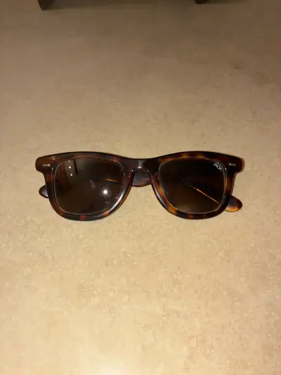 Lentes de sol café - miniatura 1