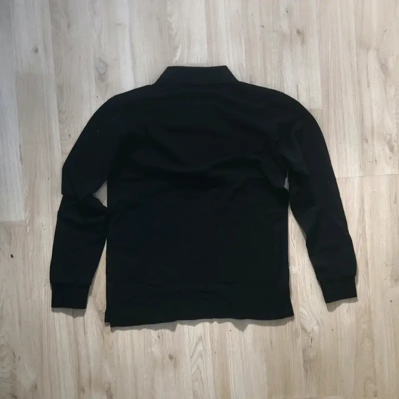 Polera polo negra nueva - 3