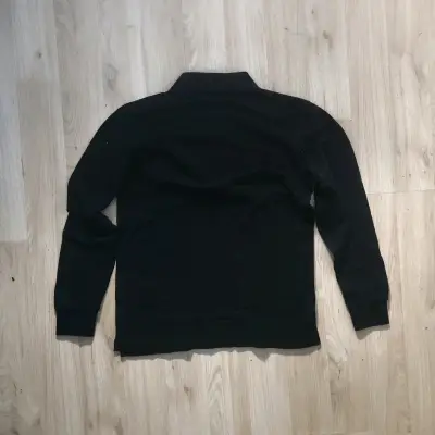 Polera polo negra nueva - miniatura 3