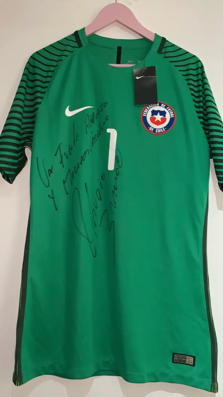Camiseta arquero Chile autografiada - 1