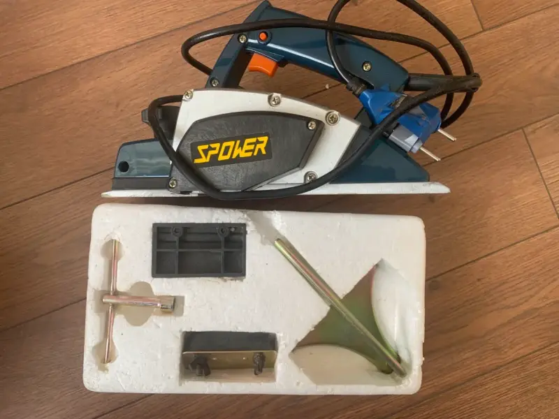 Cepillo eléctrico marca Spower - 4
