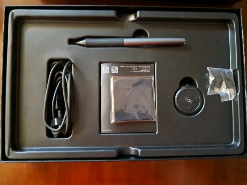 Huion Inspiroy Ink Tableta - 2
