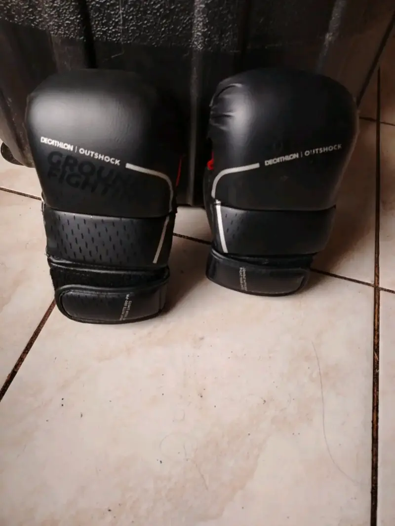 Saco de boxeo con base - 3