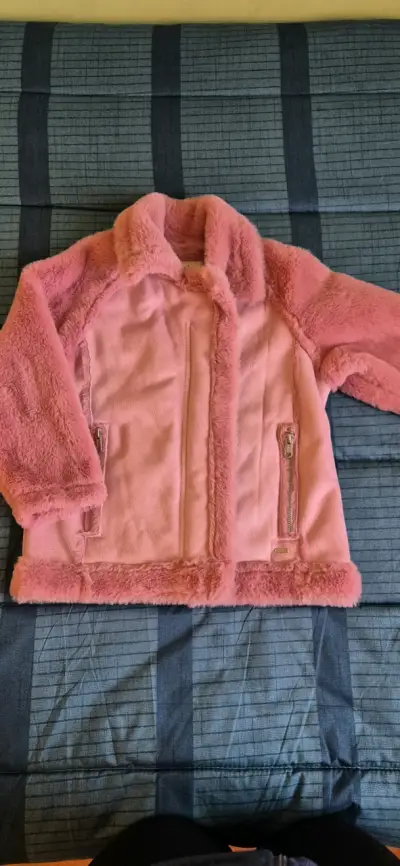 Chaqueta peluda rosada talla 6 - miniatura 3