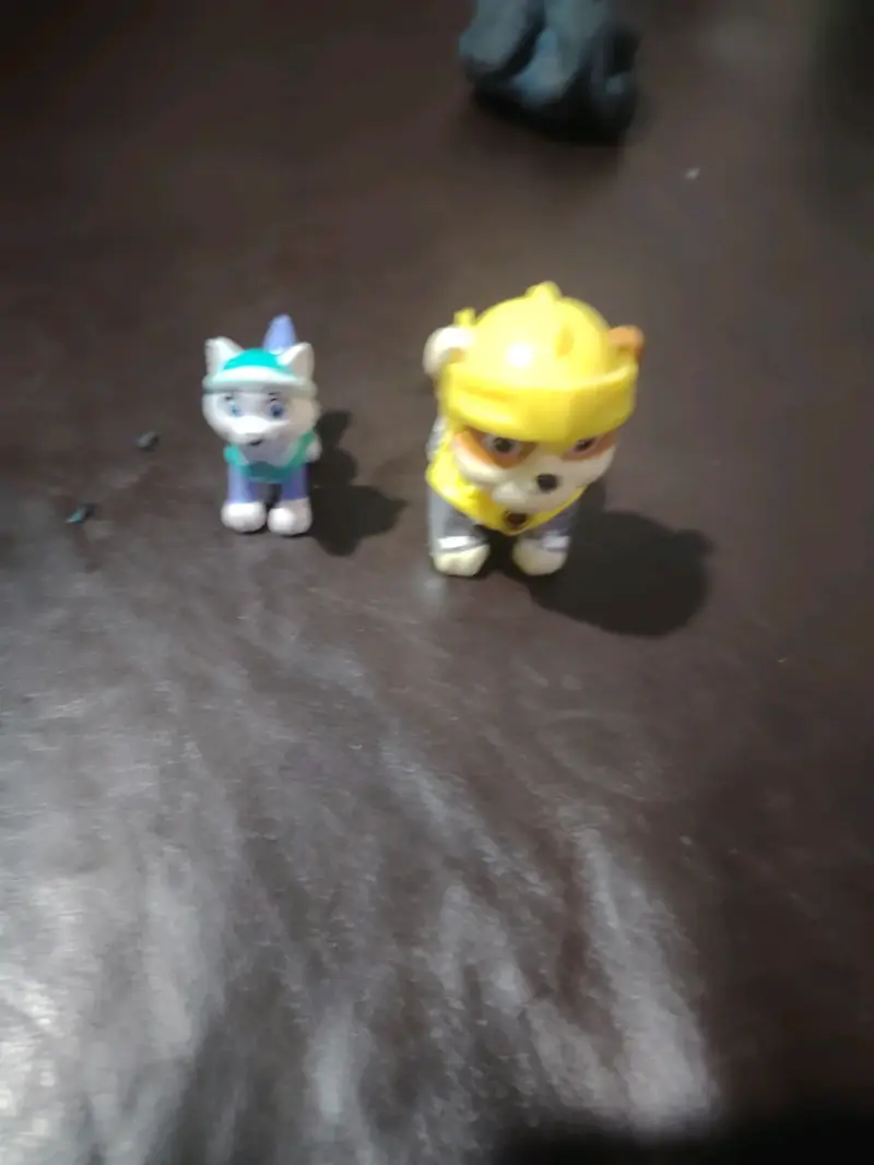 Set de figuras de juguete variadas - 2