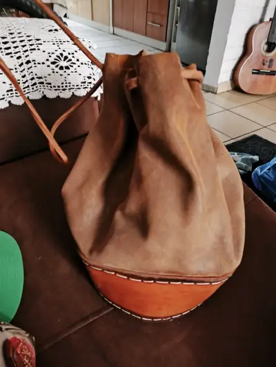 Bolso de Viaje / Mochila Vintage 100% Cuero Natura - miniatura 2