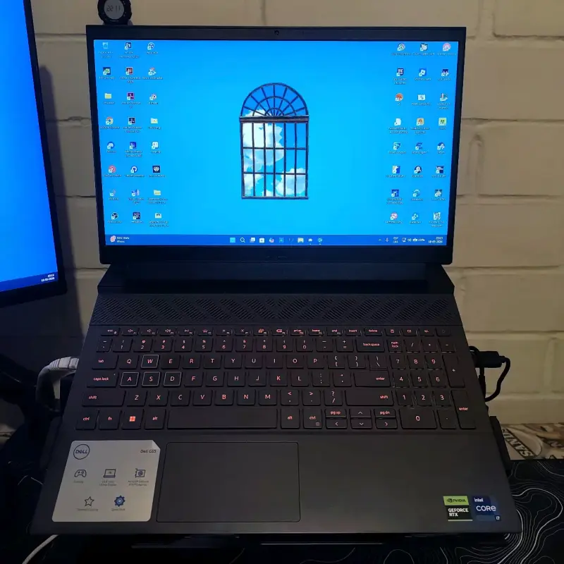 Notebook Gamer Dell G15 - 1