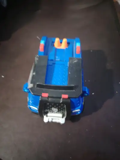 Auto de juguete azul - miniatura 2