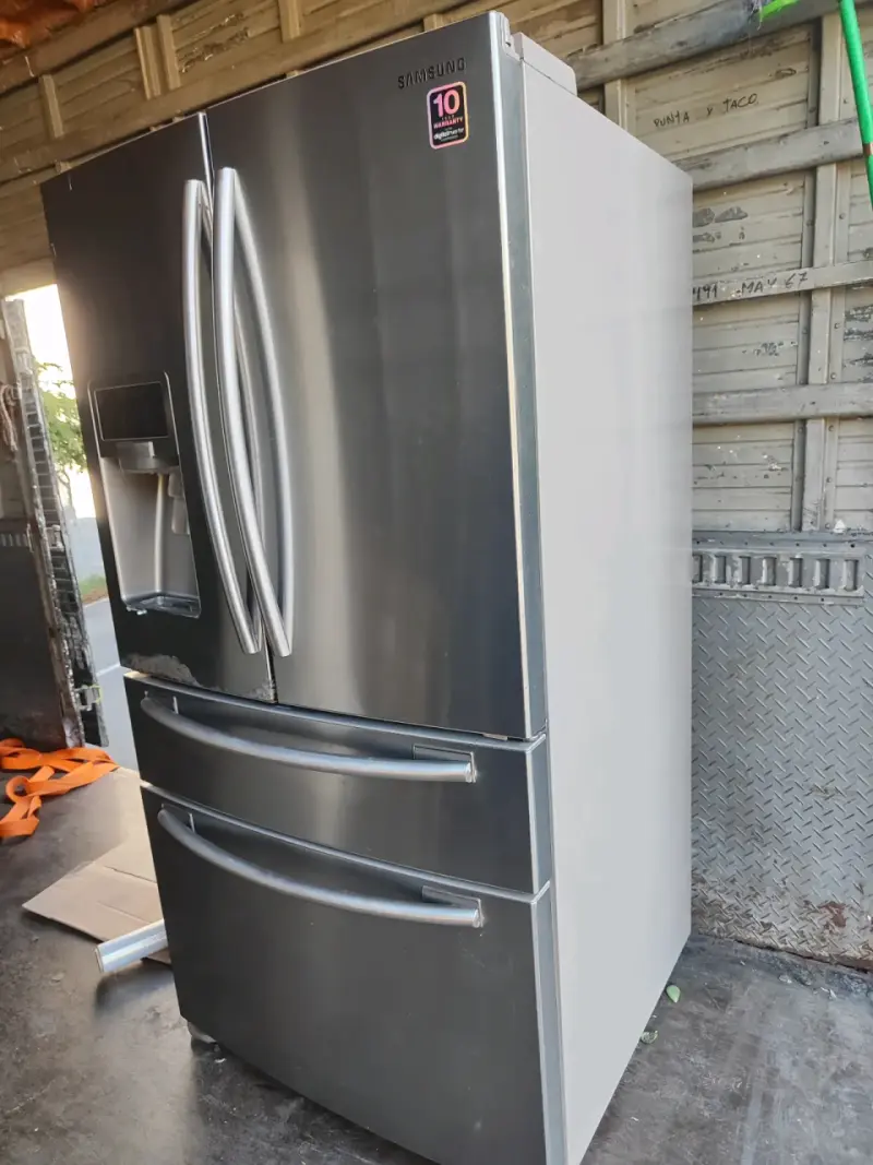Refrigerador acero inoxidable doble puerta - 2