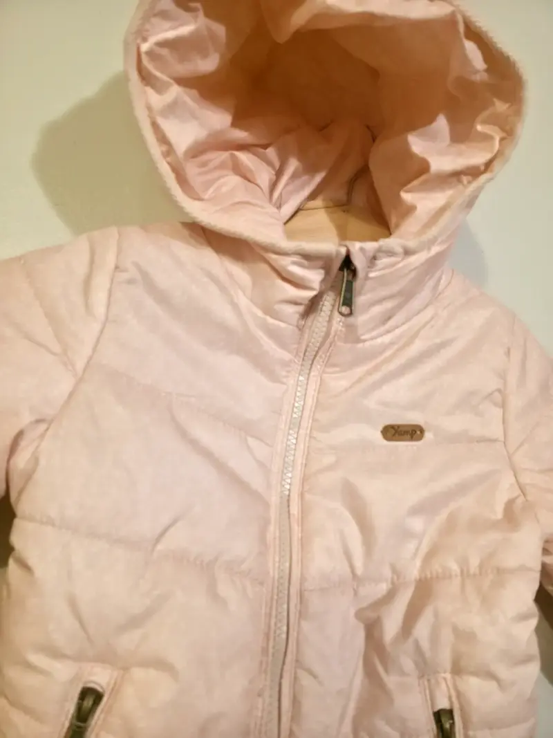 Chaqueta acolchada rosada para niña - 3