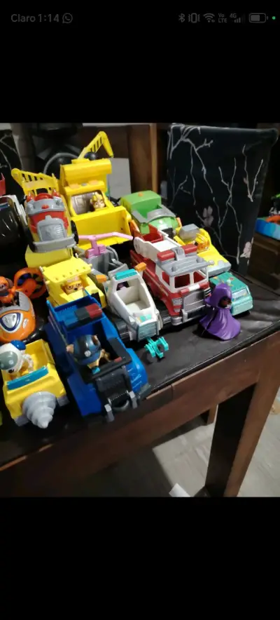 Set de juguetes de vehículos - miniatura 1