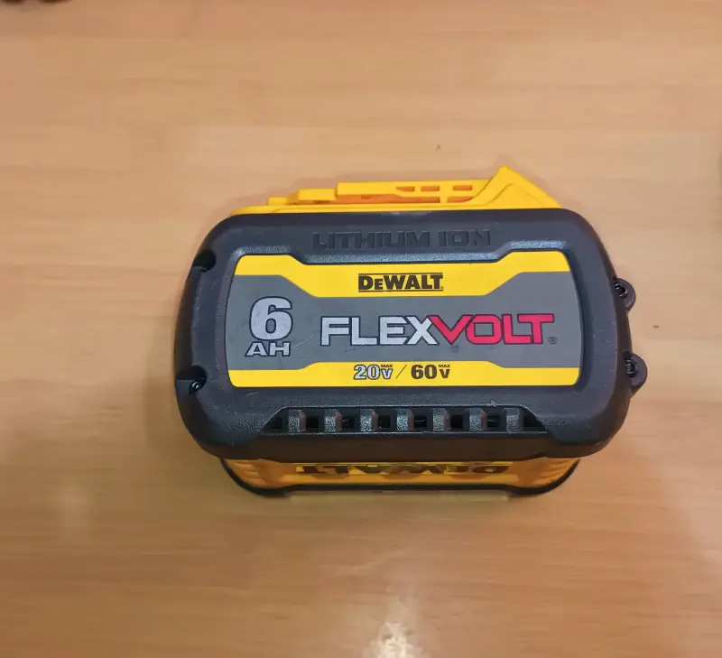 Sierra Sable DeWalt 60V - 3