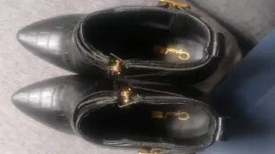 Botines negros de tacón alto - miniatura 4