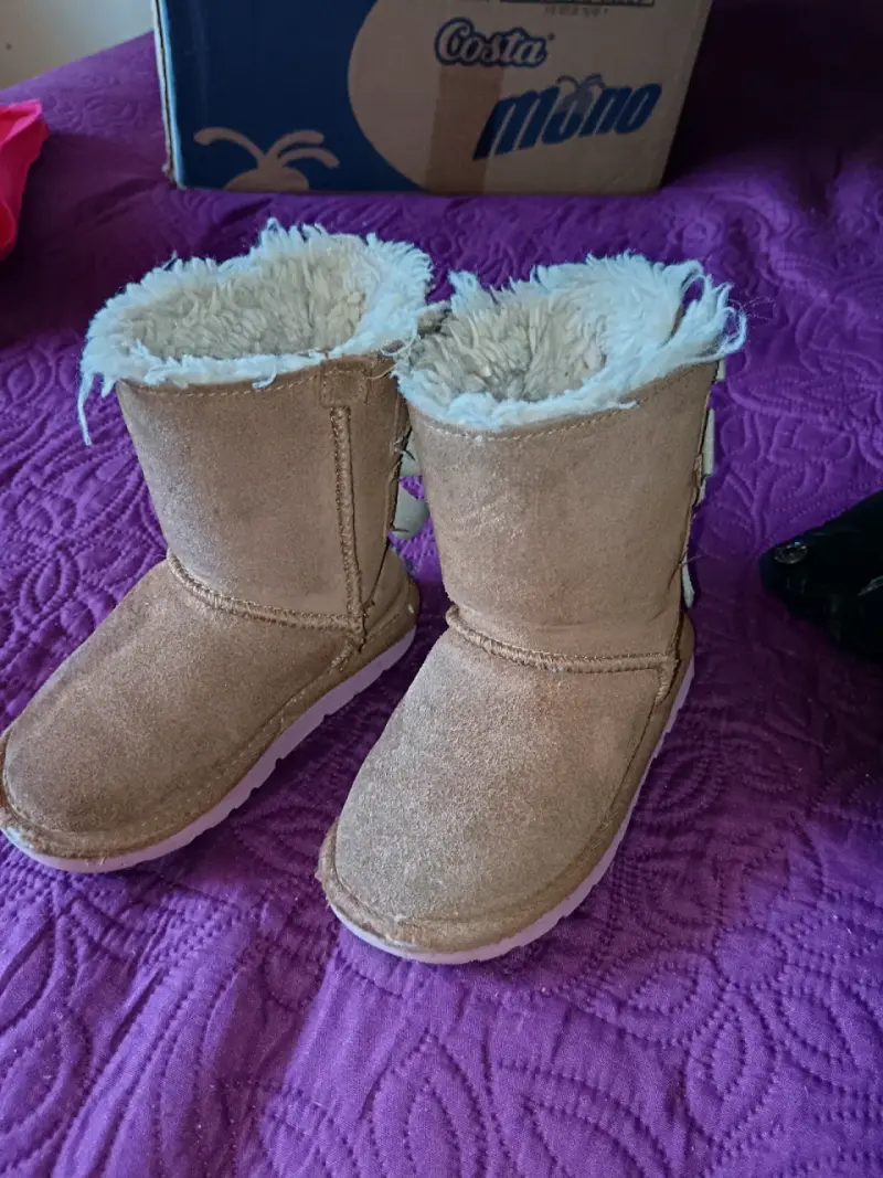Lote de botas y zapatillas talla 25 - 3