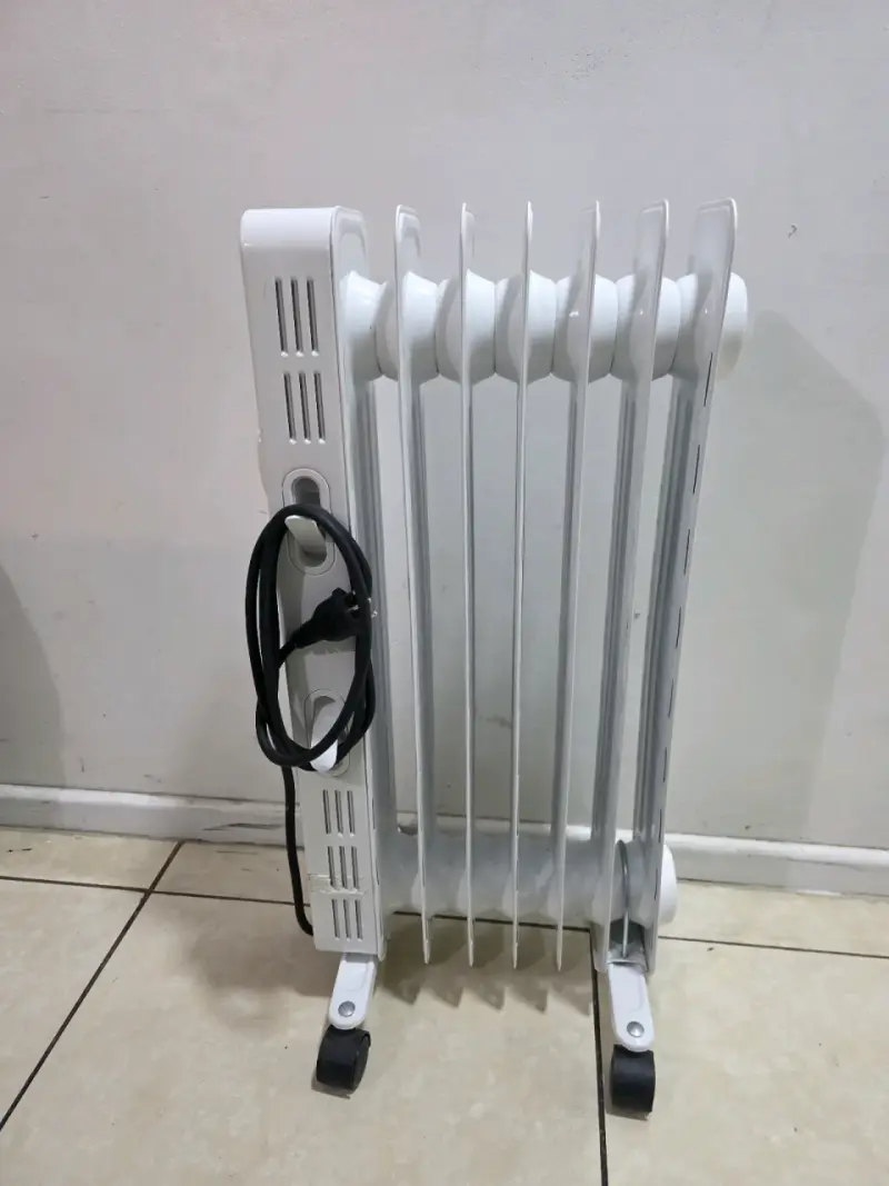 Calefactor midea eléctrico portátil blanco - 1