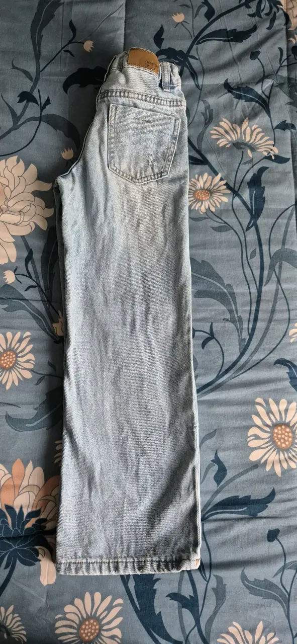Jeans celestes desgastados talla 6 - 2