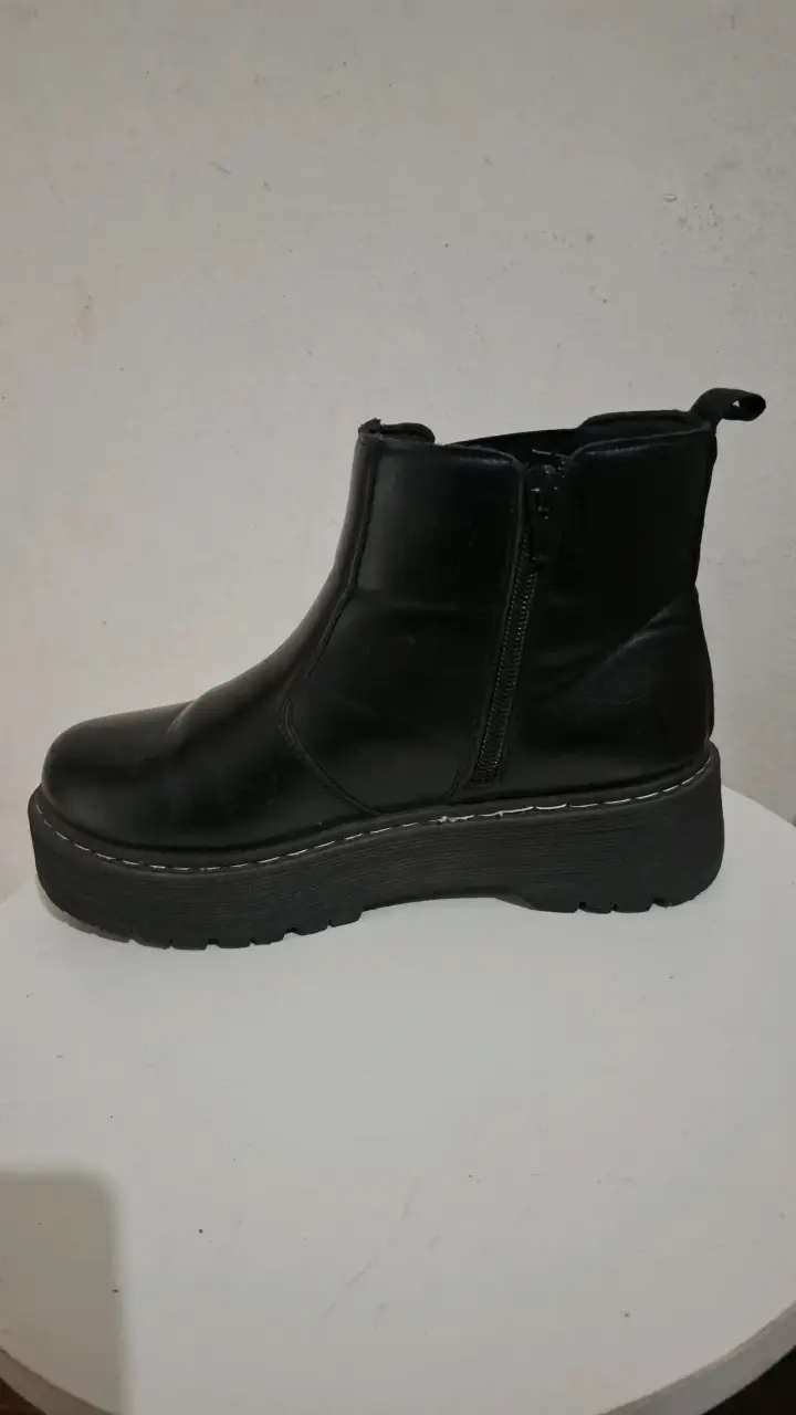 Botines negros con plataforma