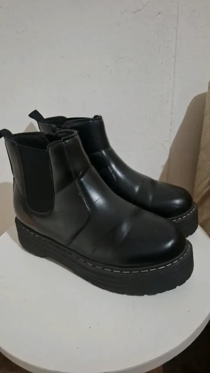 Botines negros con plataforma - 2