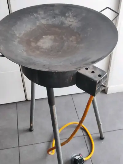 Cocina industrial a gas - miniatura 2