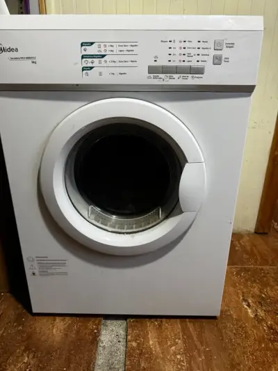Secadora Midea 9kg en buen estado - miniatura 1