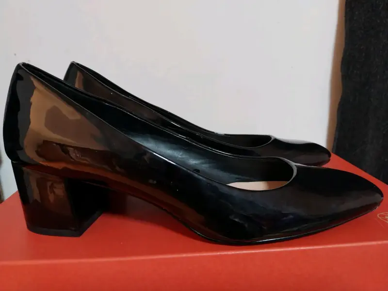 Zapatos de charol negros - 4
