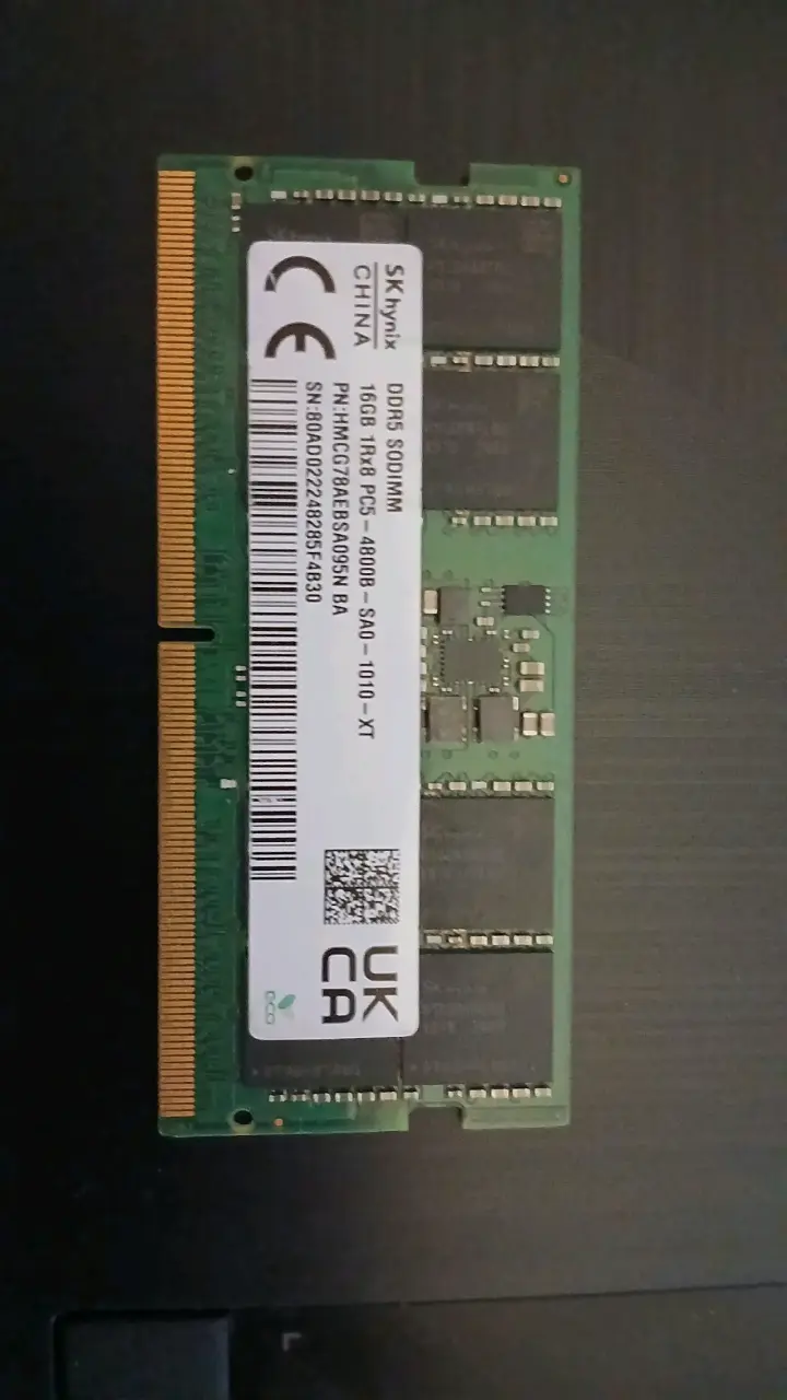 Memoria RAM SK hynix DDR5 16GB notebook - 1