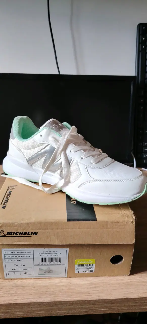 Zapatillas blancas Michelin urbanas - 2