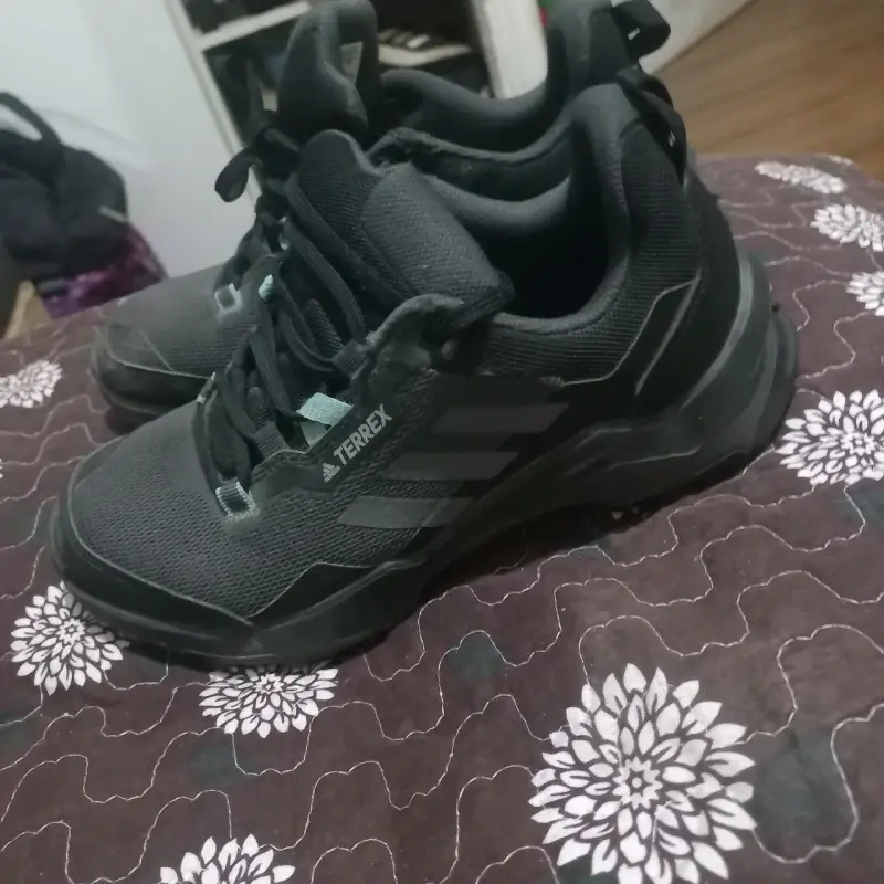 Zapatillas de trekking adidas negras - 1