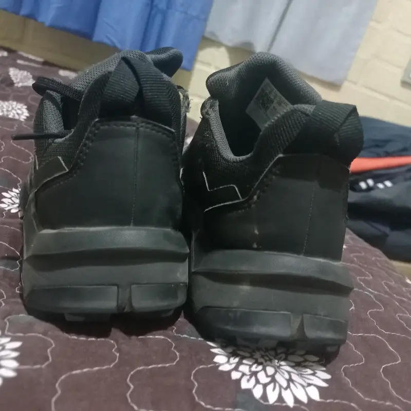 Zapatillas de trekking adidas negras - 2