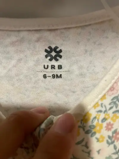 Enterito floral para bebé - miniatura 2