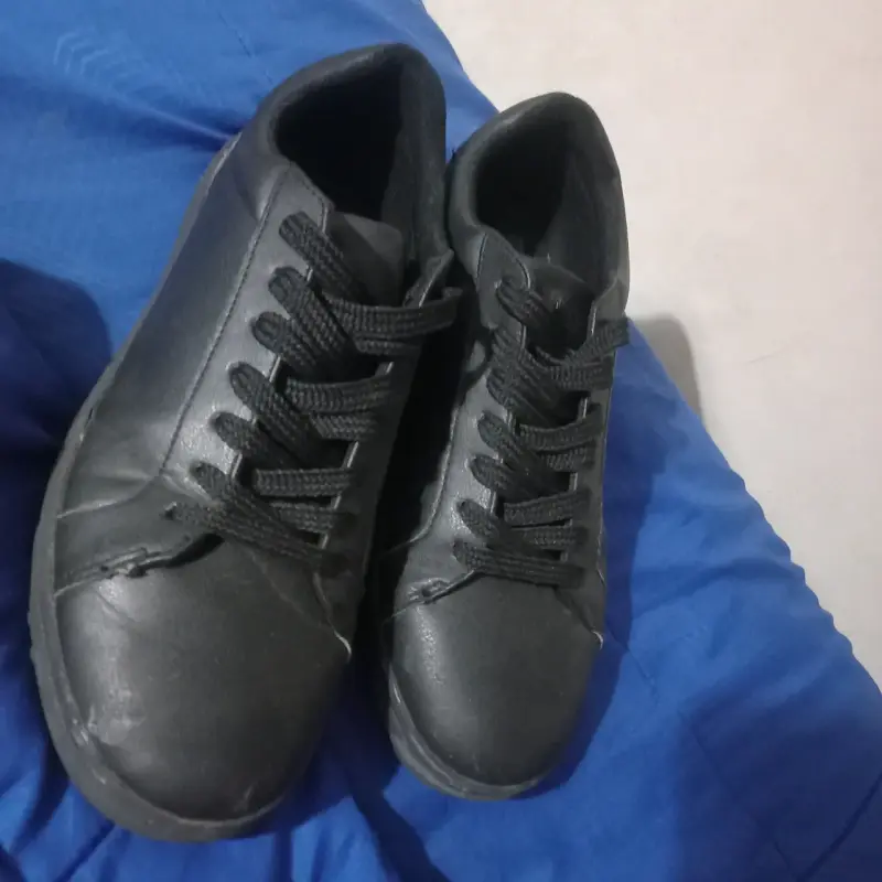 Zapatillas negras bearcliff - 1