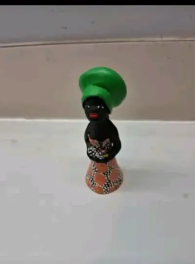 Set de figuras decorativas variadas - miniatura 3
