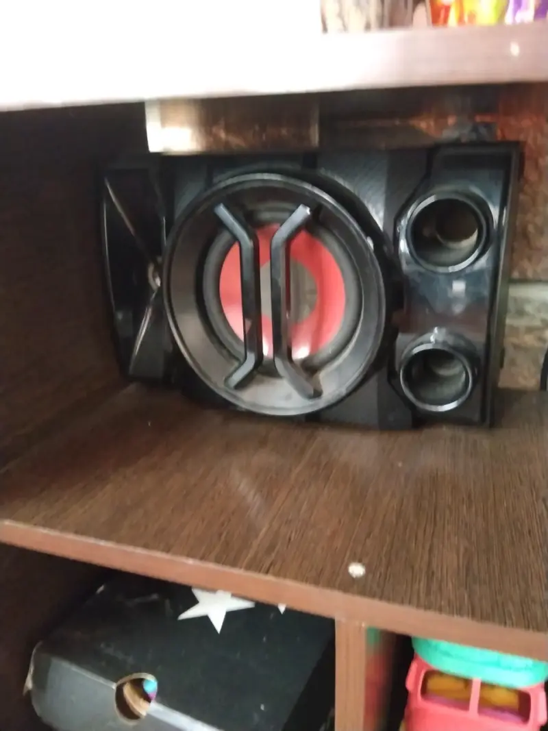 Sistema de sonido LG con DVD - 2