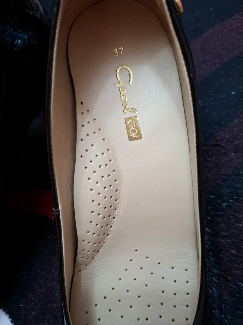 Zapatos de tacón negros elegantes - 2