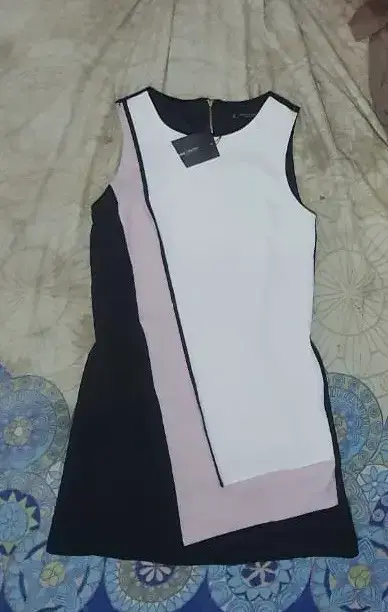 Vestido sin mangas bicolor - miniatura 1