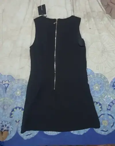 Vestido sin mangas bicolor - miniatura 3