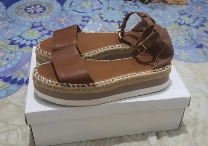 Sandalias plataforma marrón