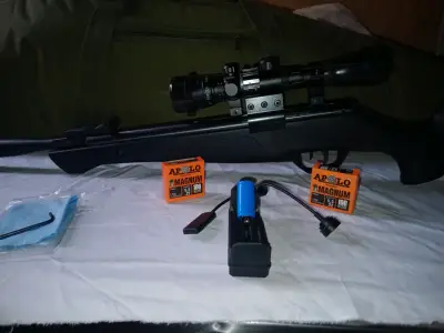 Carabina rifle marca crosman  con mira telescópica - miniatura 2