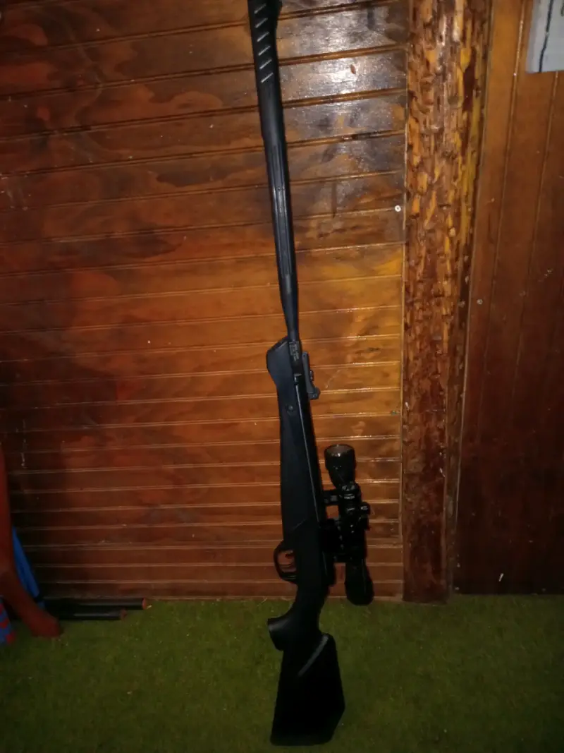 Carabina rifle marca crosman  con mira telescópica - 5
