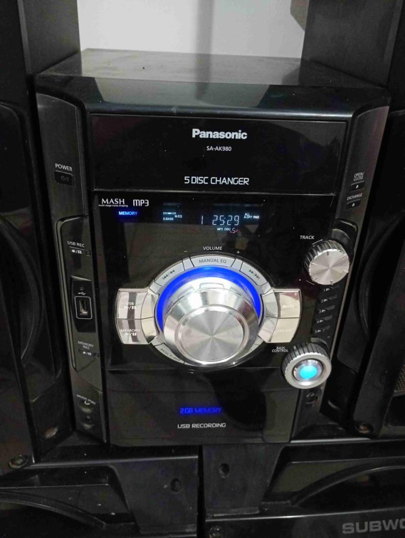 Sistema de sonido Panasonic 6 parlantes - 2