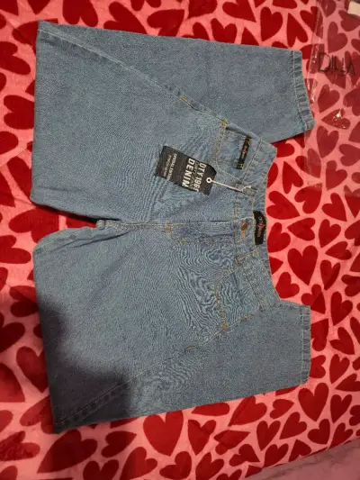 Jeans mom azul para mujer con etiqueta - miniatura 2