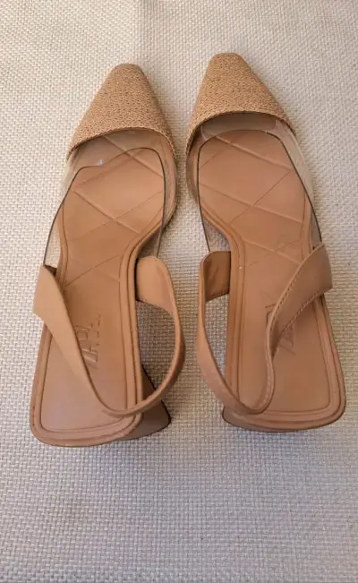 Tacones beige estilo Zara - miniatura 2