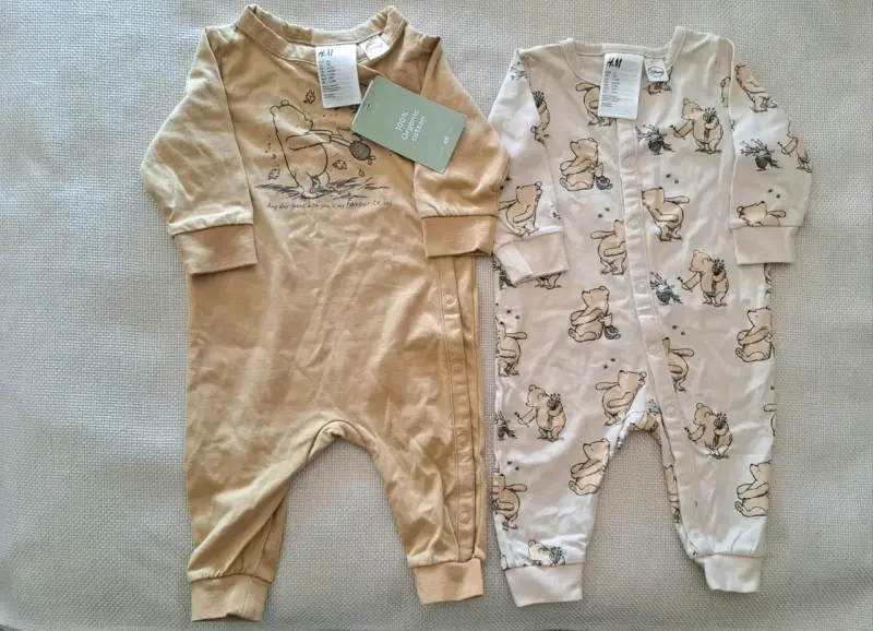 Pijamas bebé estampados nuevos +Calcetines - 1