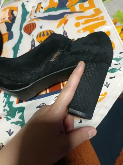 Botin negro - miniatura 3